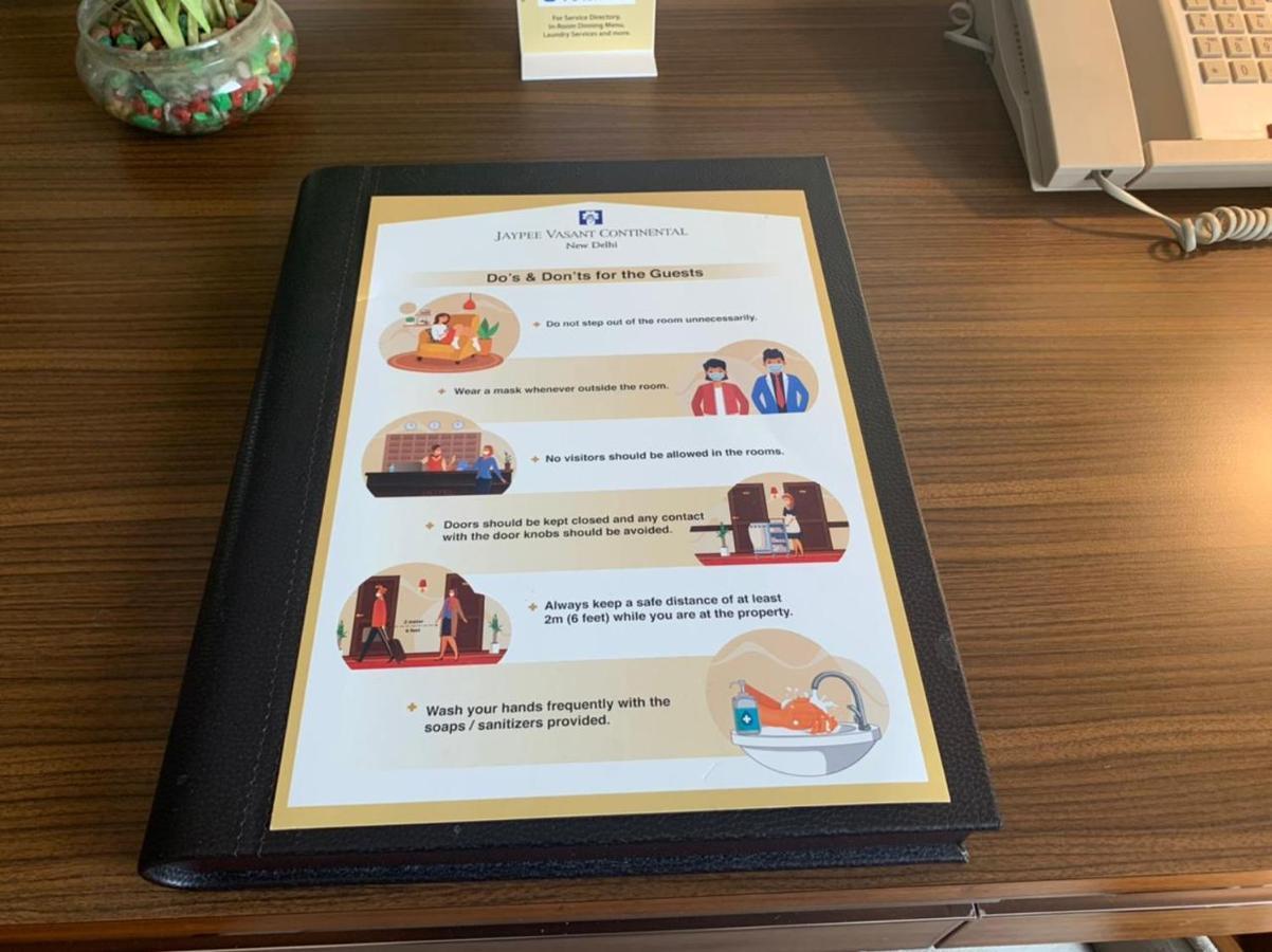 Hotel Jaypee Vasant Continental Neu-Delhi Exterior foto A room service menu
